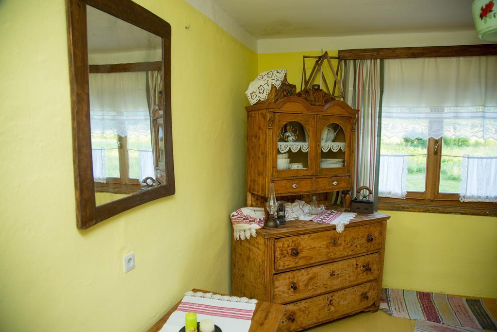 Apartment Eko Etno Selo Stara Kapela, Pavina Kuca Esterno foto