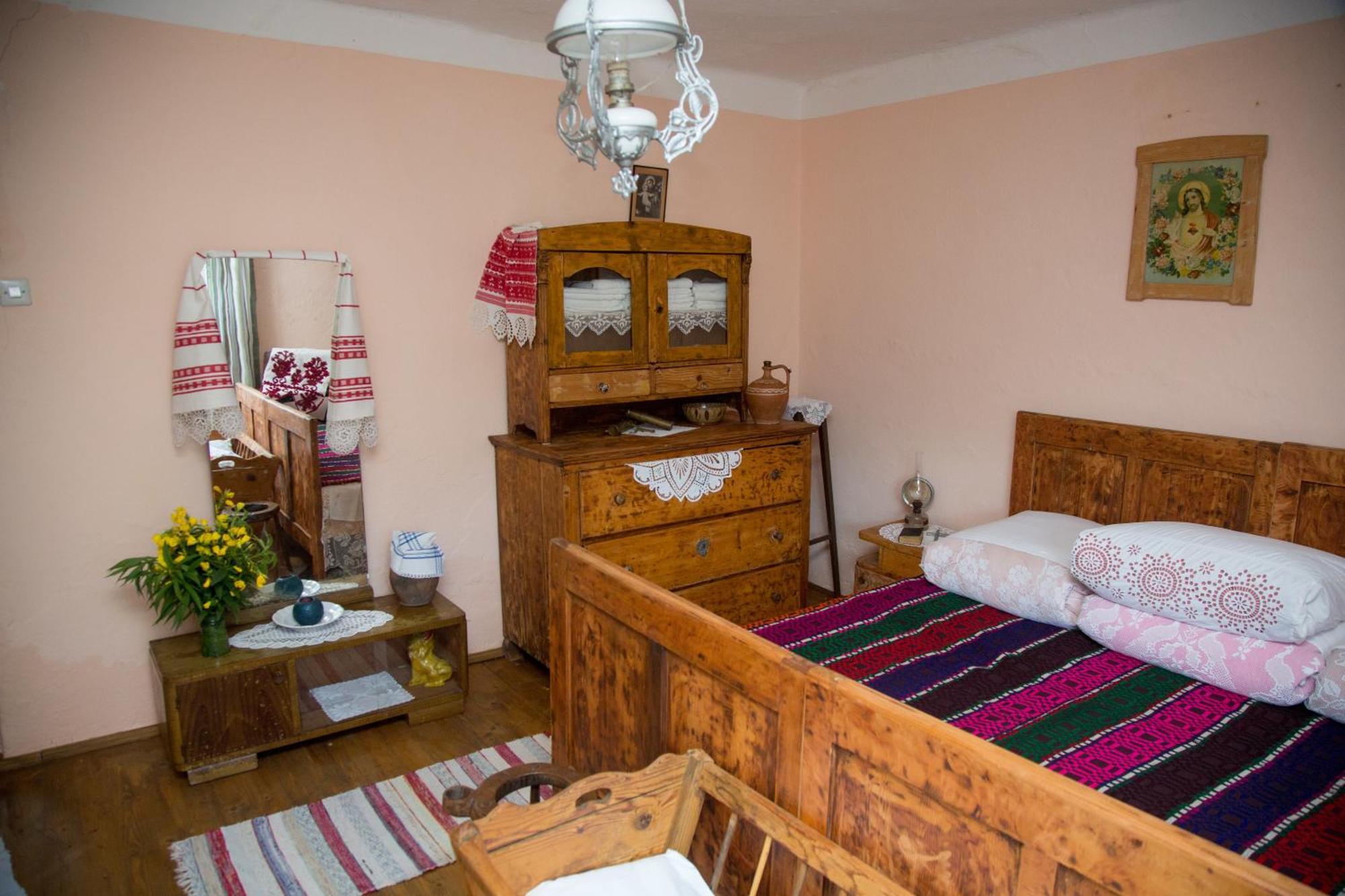 Apartment Eko Etno Selo Stara Kapela, Pavina Kuca Esterno foto